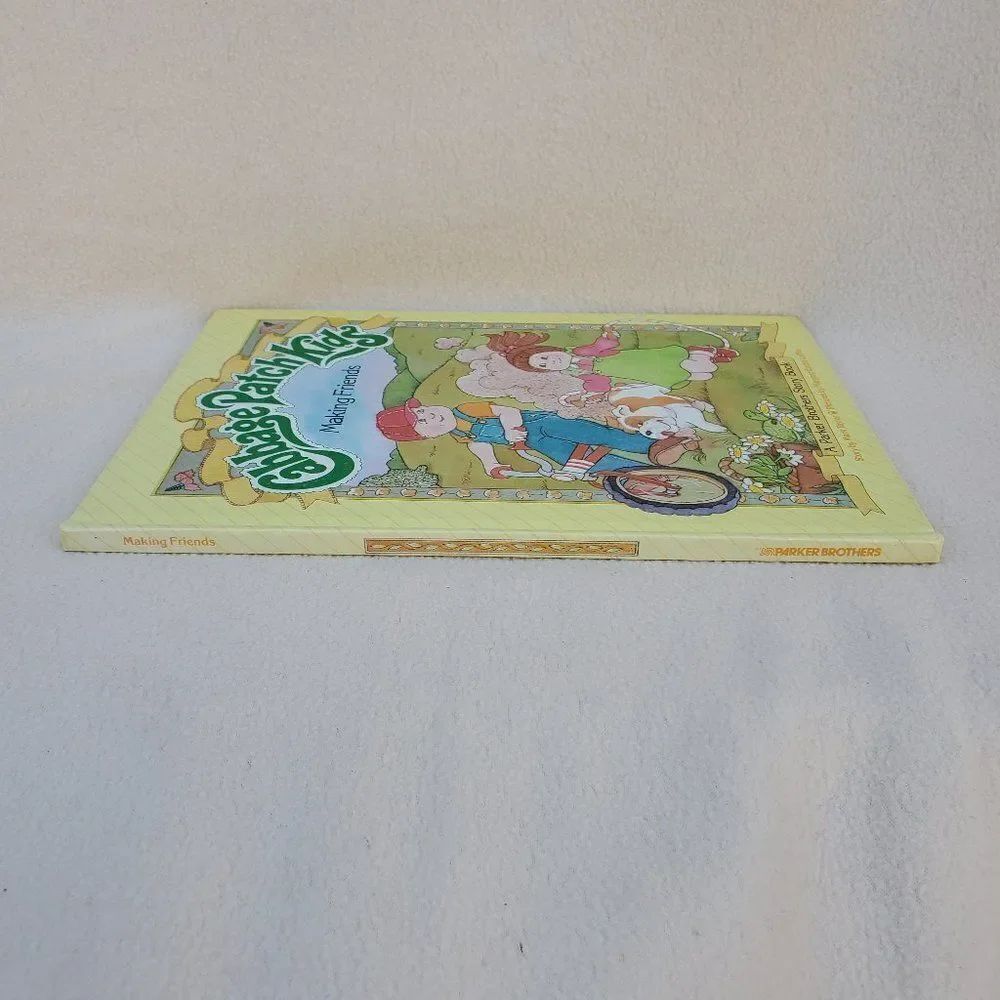 Cabbage Patch Kids Making Friends hardback book - Picture 5 of 7